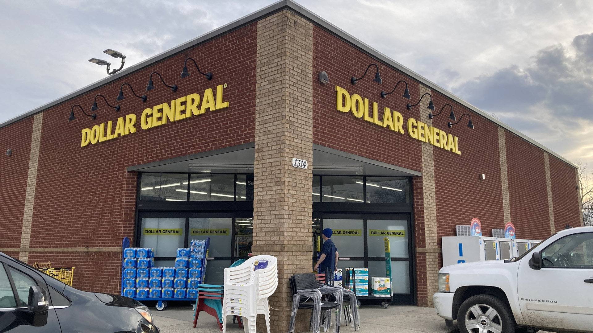 Why dollar stores are so prevalent in the south WBHM 90.3