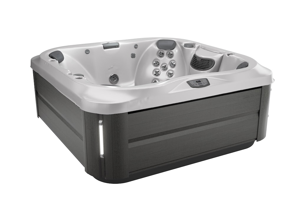 J345™ Jacuzzi® Hot Tub WCI Pools & Spas