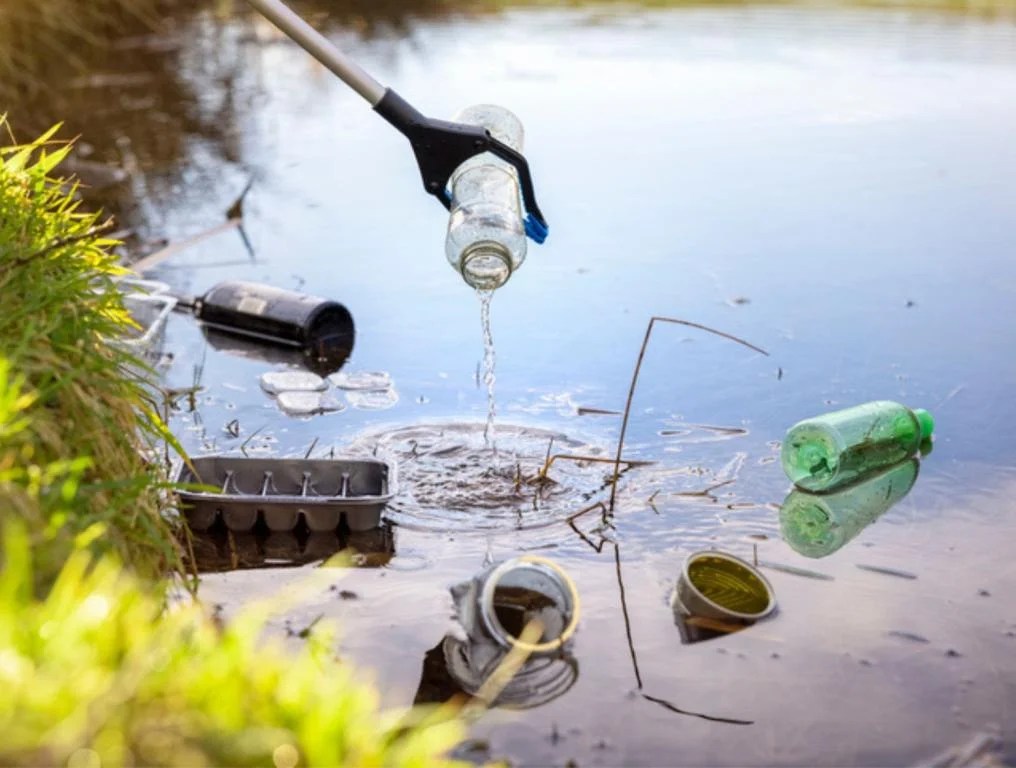 Troubled Waters 2 Michigan Lakes Top Most Polluted List