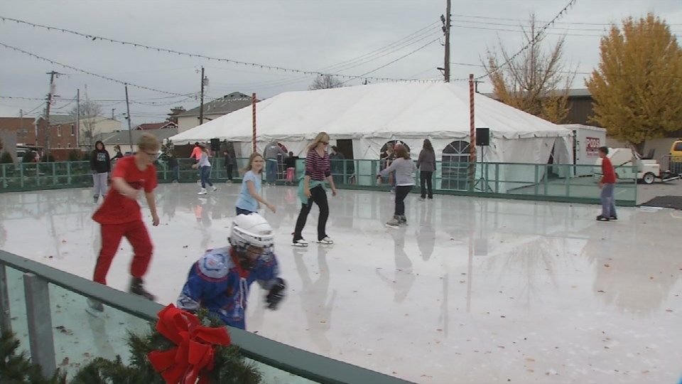 Jeffersonville ice skating rink now open through Jan. 25 WDRB 41