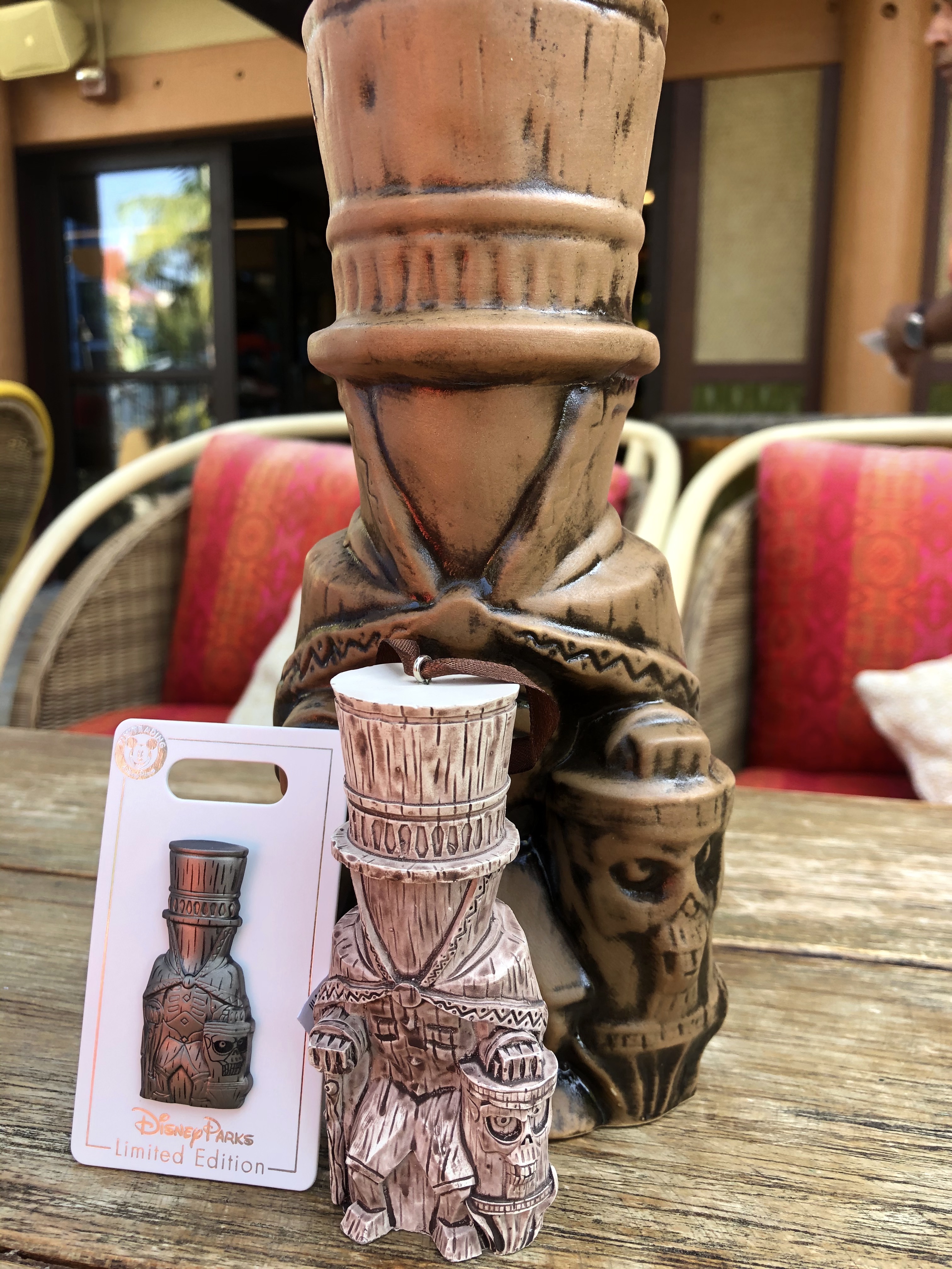 2019 DISNEYLAND Hatbox Ghost TIKI MUG Trader Sam's 2ND EDITION Haunted