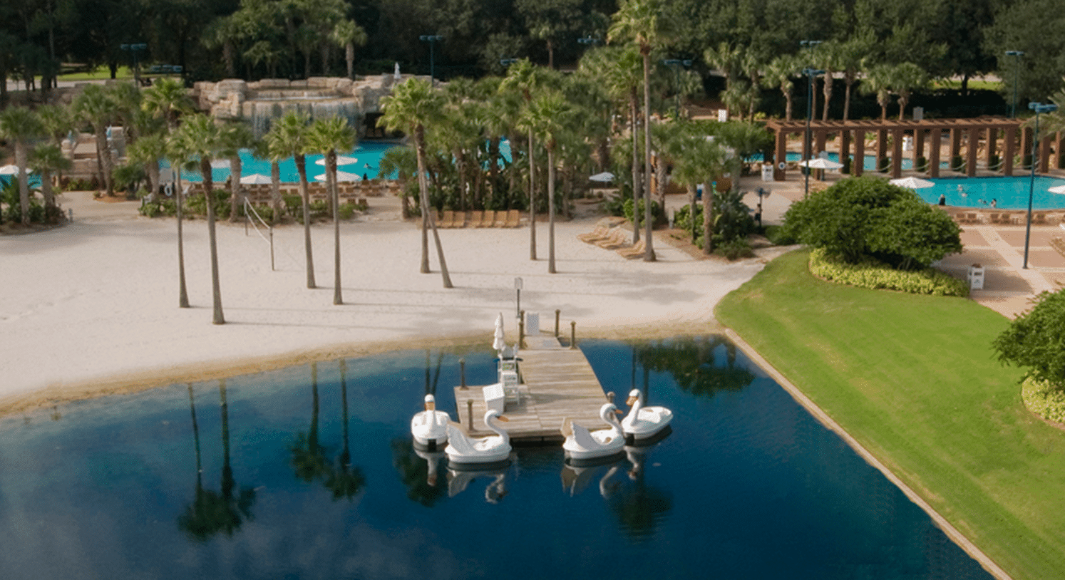 How to tour Disney World resorts (even if you're not staying there)