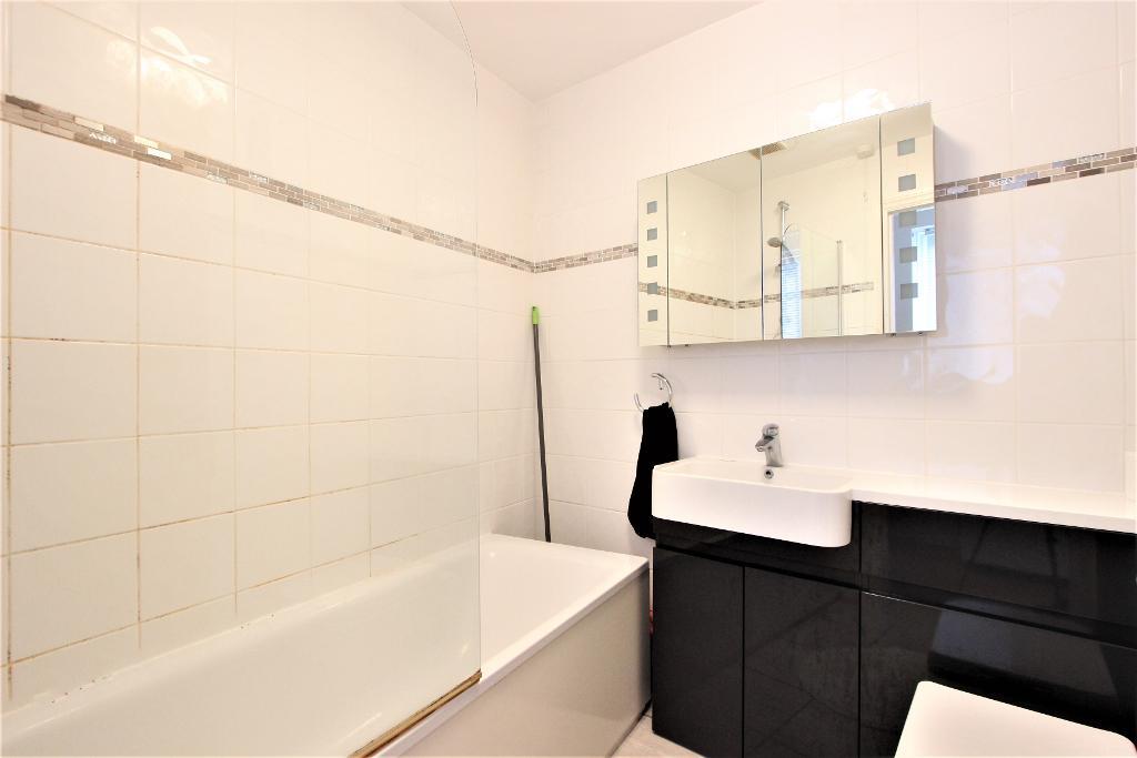 Brunswick Quay, London, SE16 7PZ DPR