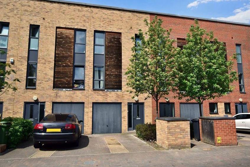 Scholars Way, Barking Academy, Dagenham, Essex, RM8 2FL DPR