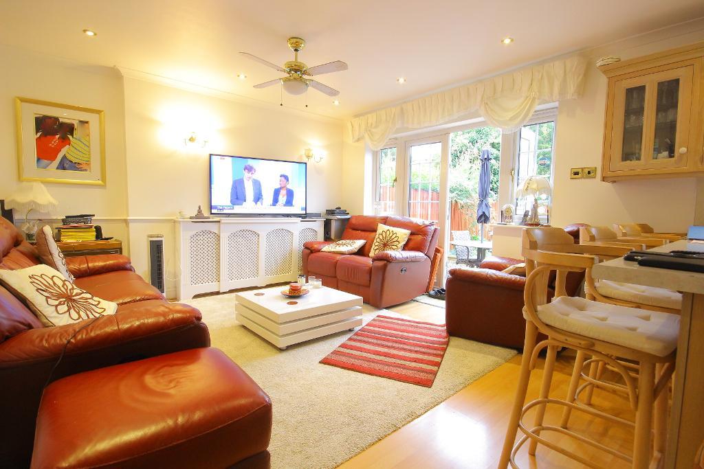 Coningsby Gardens, Chingford Mount, E4 9BD DPR