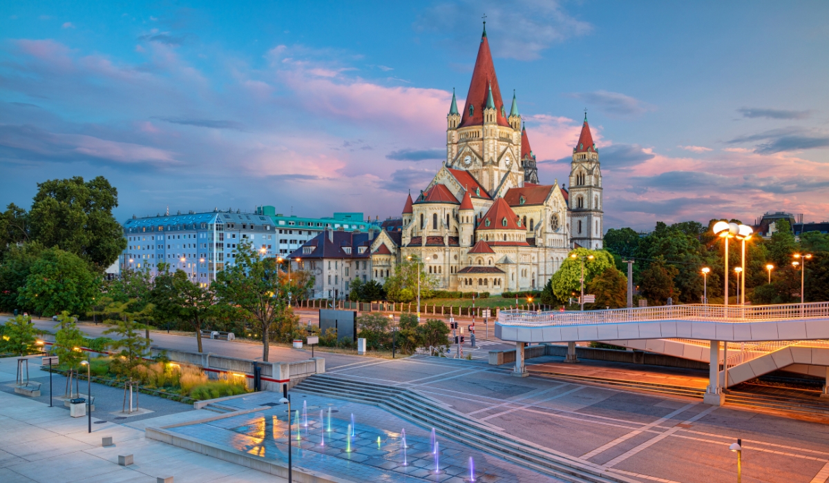 Bus Rental Company in Vienna, Austria webus