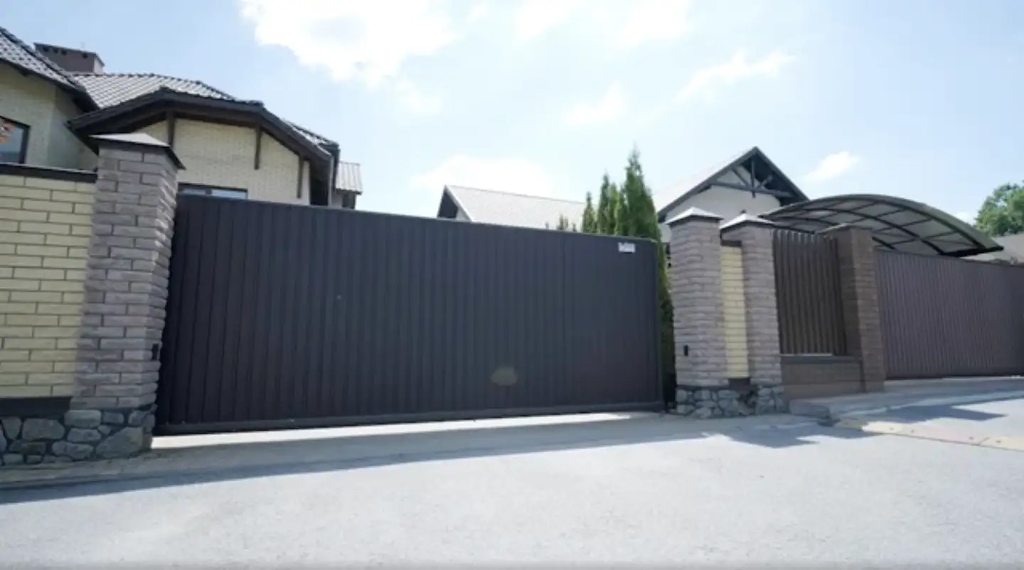 Sliding Gate Installation & Repair Service in Vancouver WEAGA