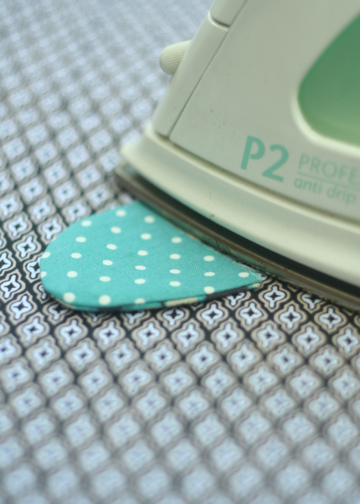 KeyChainHeadPhonePouchStep8A WeAllSew