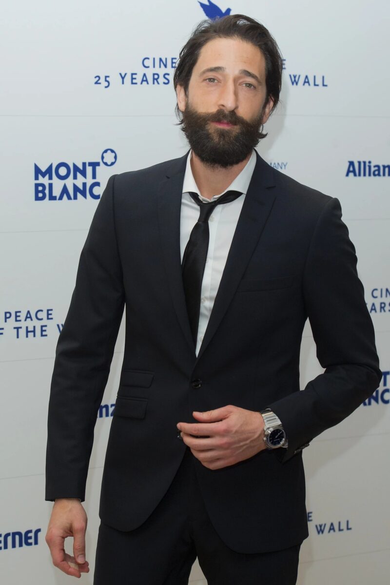 Adrien Brody Net Worth Career & Lifestyle [2024 Update](013)