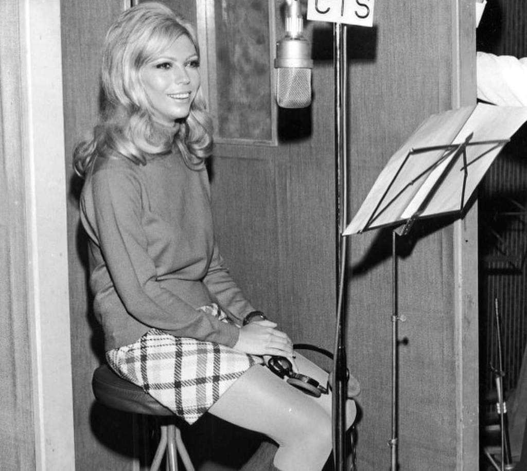 Is Nancy Sinatra Related To Frank Sinatra? Family Tree(014)