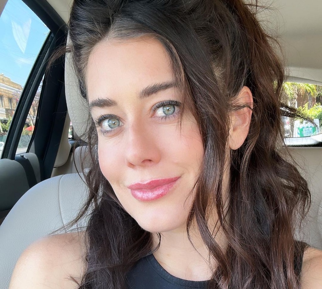Manon Mathews Boyfriend Jonny Carlson: Divorce With Husband
