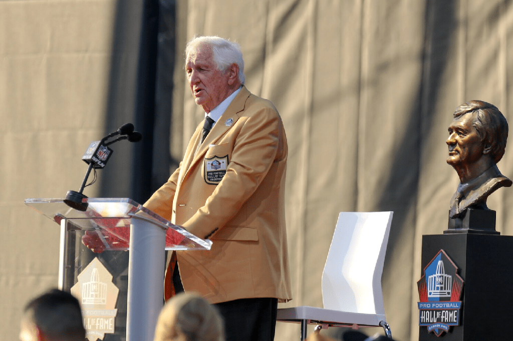 Gil Brandt Family Wife Sara Brandt Son Hunter And Parents