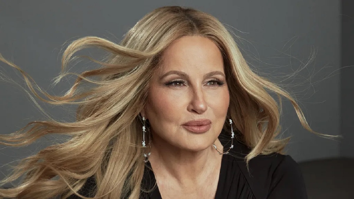 Jennifer Coolidge Plastic Surgery, Nose Job Before Photos