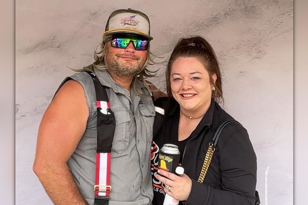 Does Stalekracker Wear A Wig? Tiktoker Hair Real