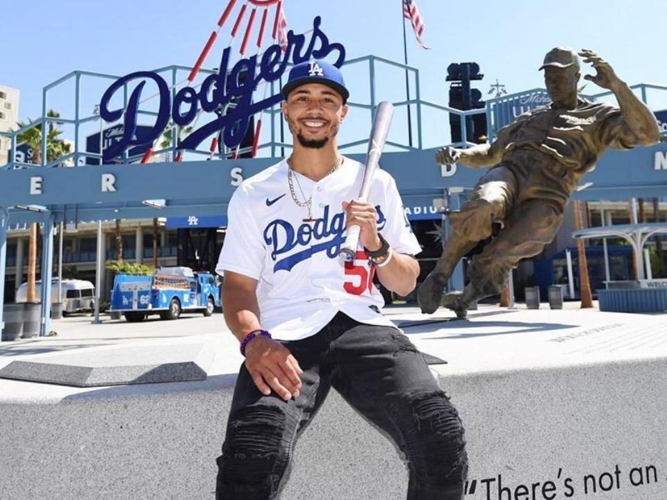 Mookie Betts Biography, Age, Height, Girlfriend, Net Worth
