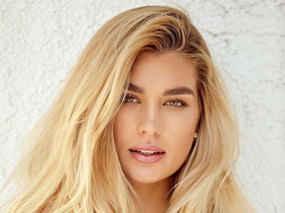 Shayna Taylor Biography, Age, Height, Boyfriend, Net Worth