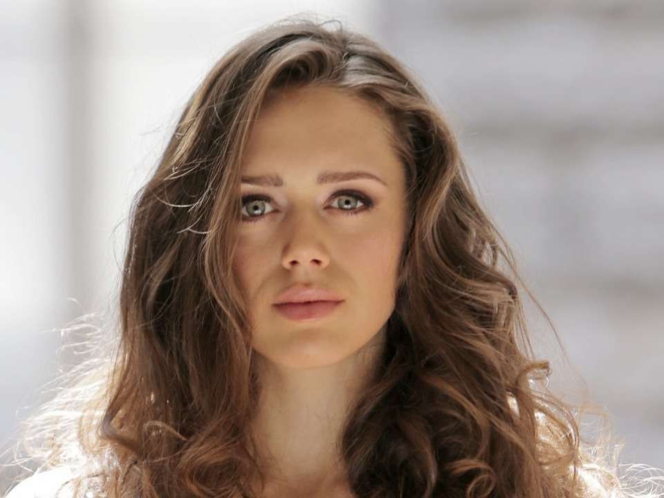 Daisy Head Bio, Age, Height, Boyfriend, Net Worth, Wiki