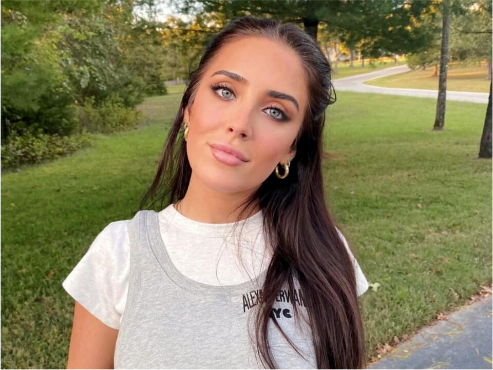 Sumner Stroh Biography, Age, Height, Boyfriend, Net Worth