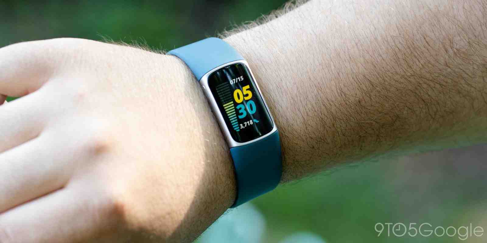Is there a Fitbit that is not a watch? Wearable Fitness Trackers