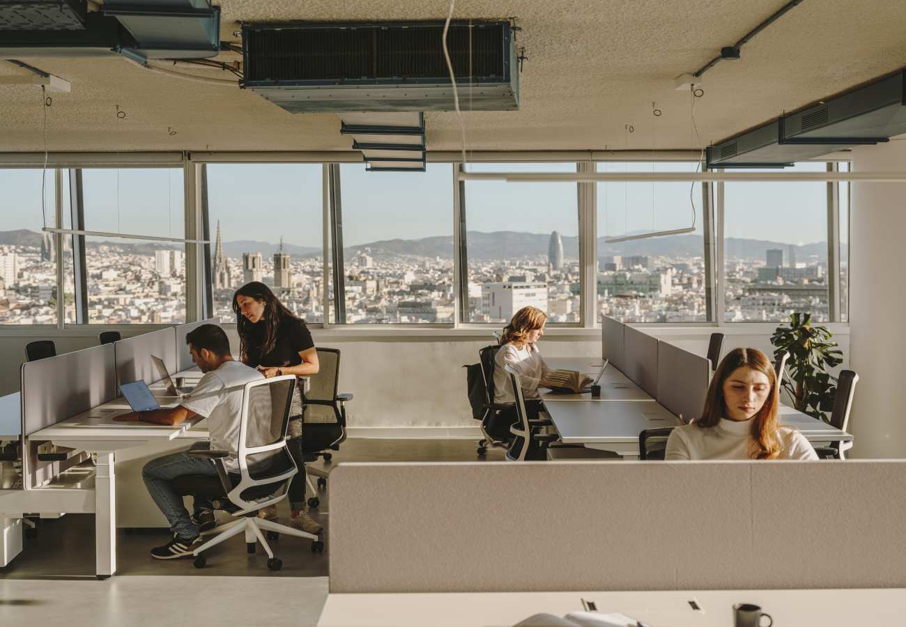 Modelo Hub and Spoke Todos sus beneficios Cloudworks