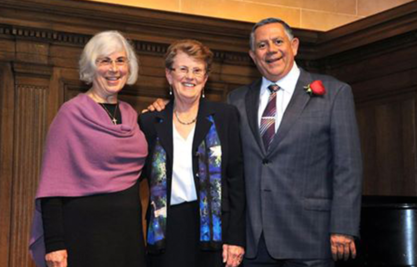 THERESA MAXIS AWARD Ideal Group