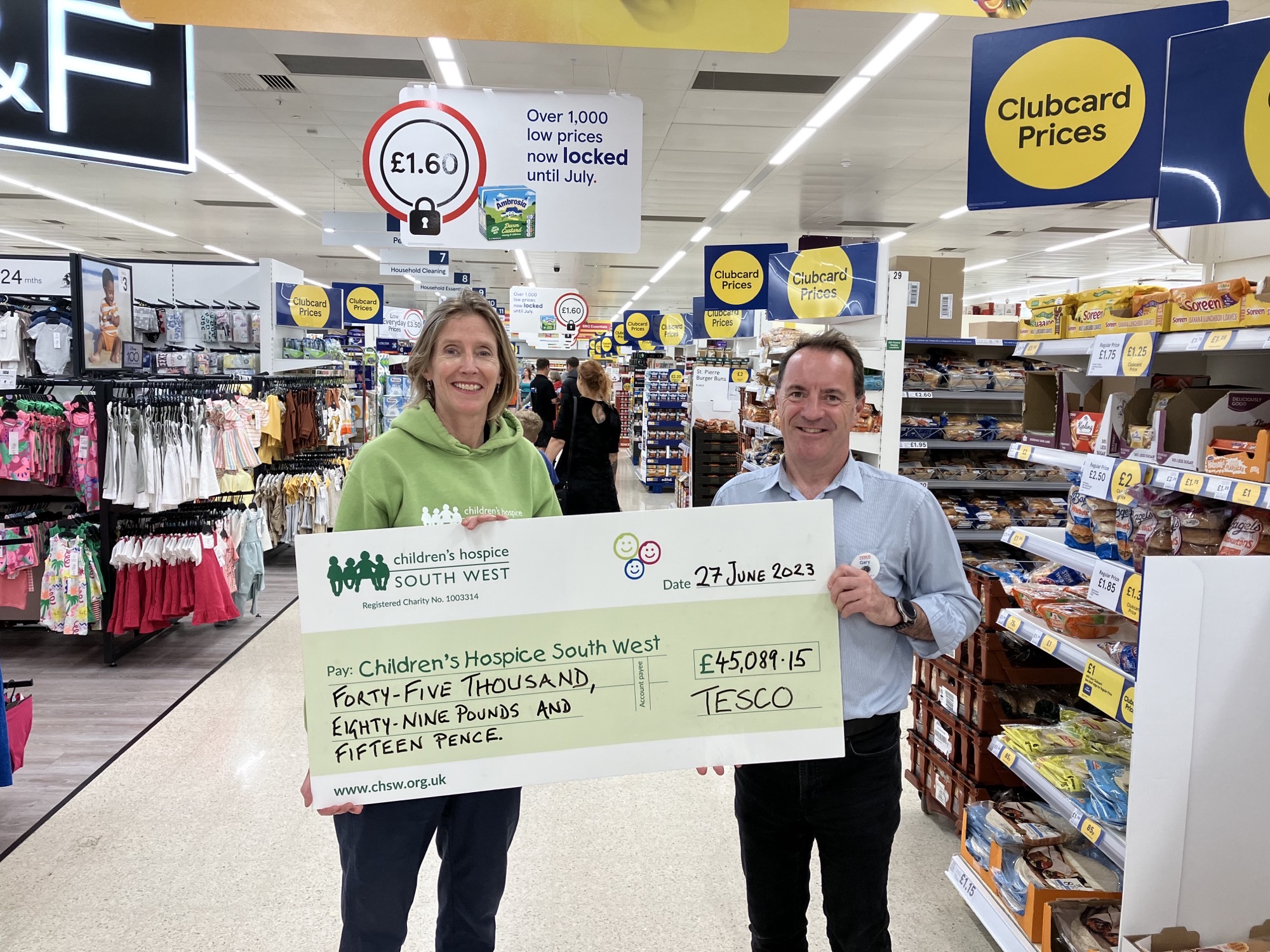 Huge fundraising donation goes to Children’s Hospice South West We