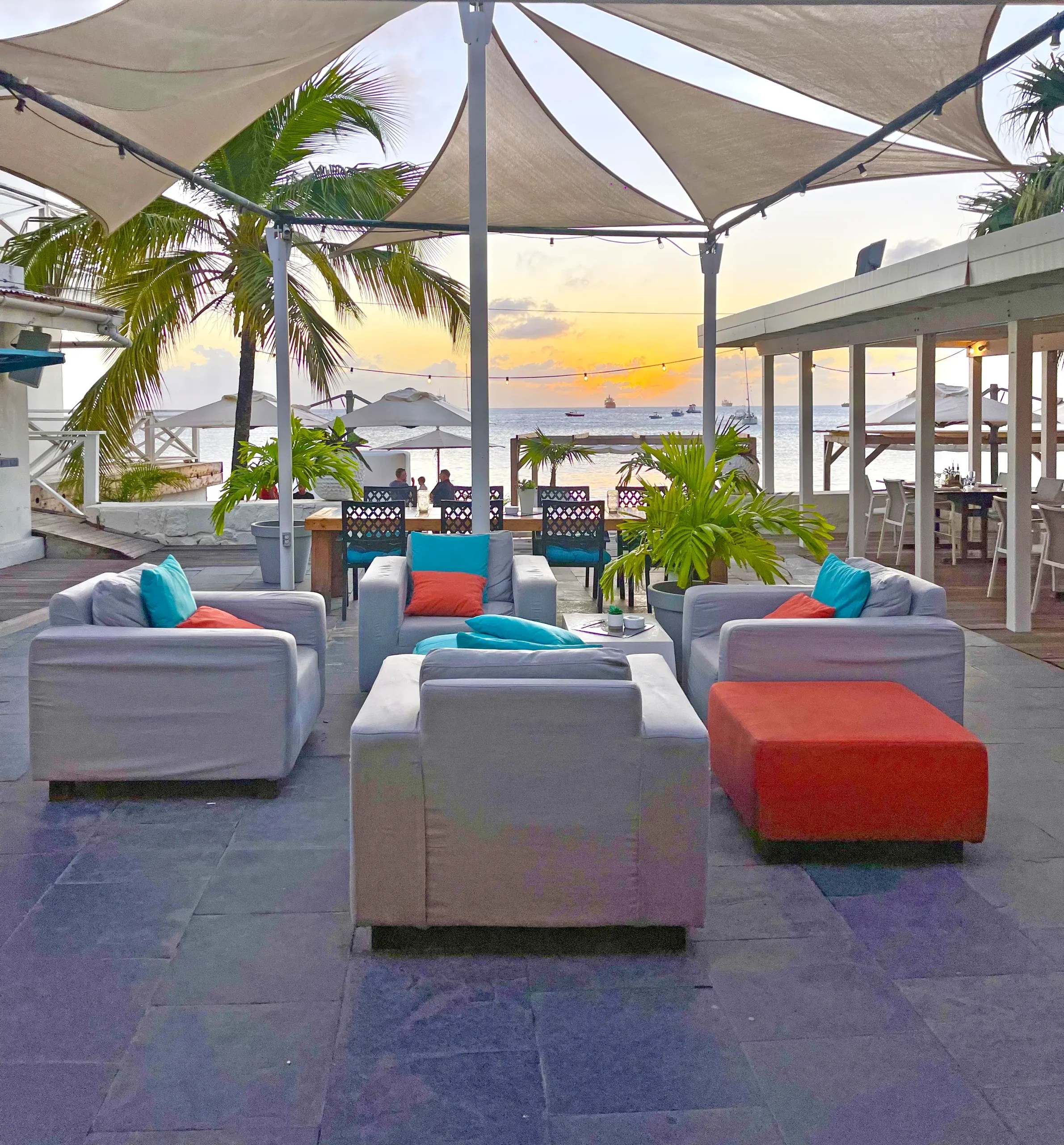 Old Gin House Restaurant & Ocean Lounge We Are! Statia