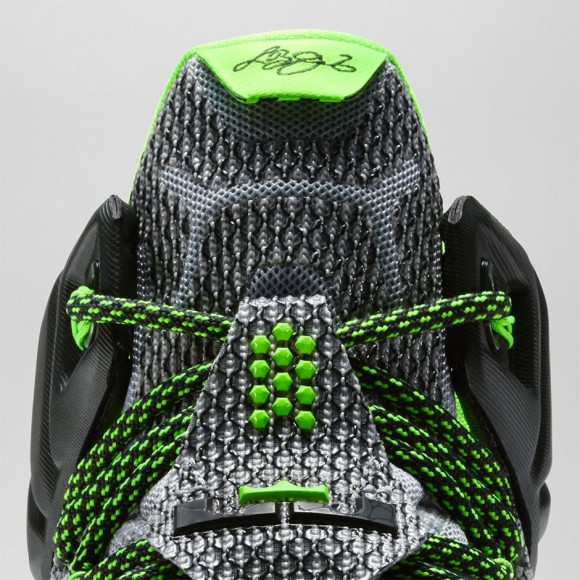 nike lebron 12 Dames
