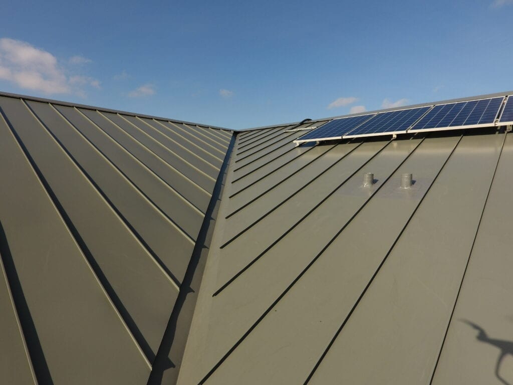 Industrial And Commercial Roof Cladding Install And Maintenance UK wide