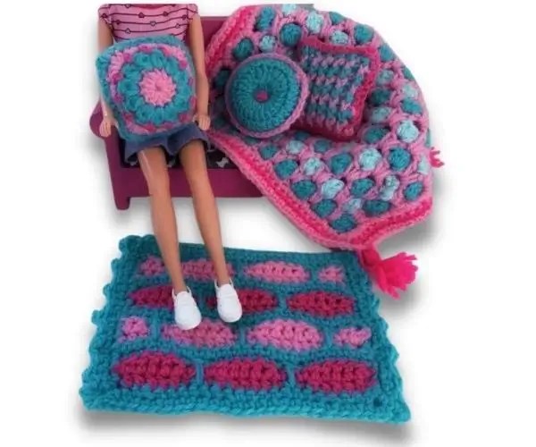 Doll House Cushion » Weave Crochet