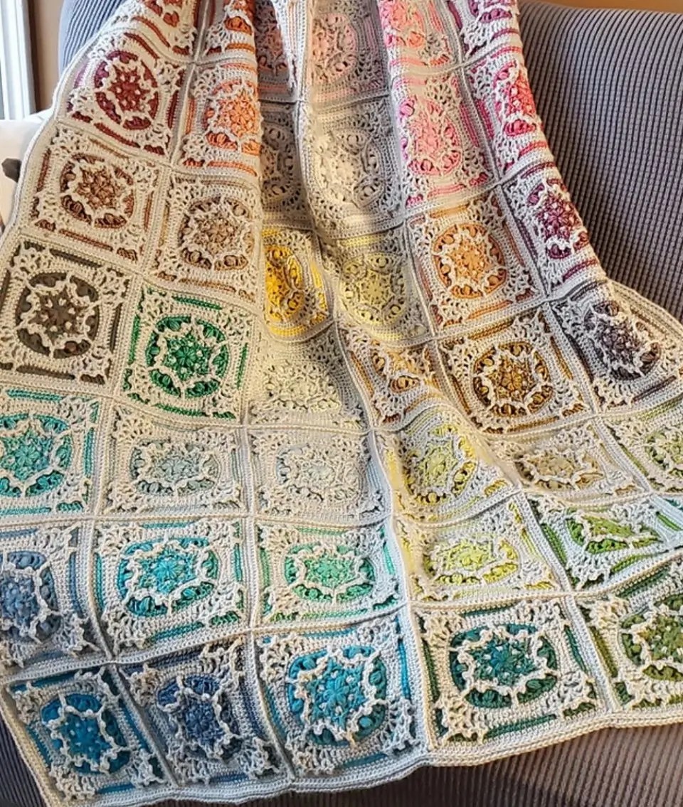 Blizzard Warning! Blanket » Weave Crochet