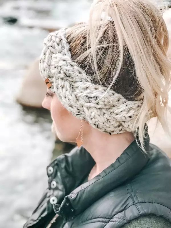 Braided Chunky Headband Crochet Pattern » Weave Crochet