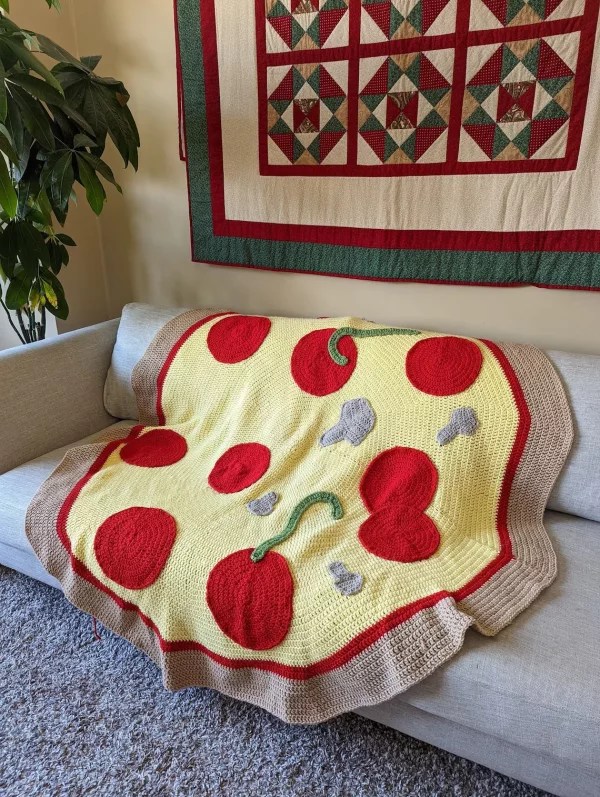 Pizza Blanket » Weave Crochet