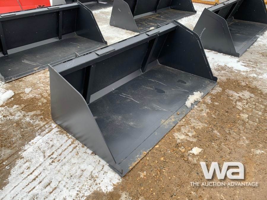 (UNUSED) 6 FT. SKID STEER SNOW BUCKET