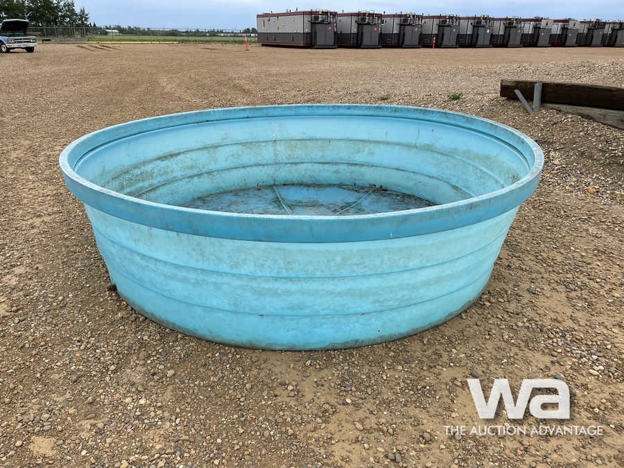 UFA 1,000 GAL. LIVESTOCK WATER TANK