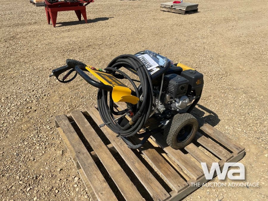 DEWALT 3800 PSI GAS PRESSURE WASHER