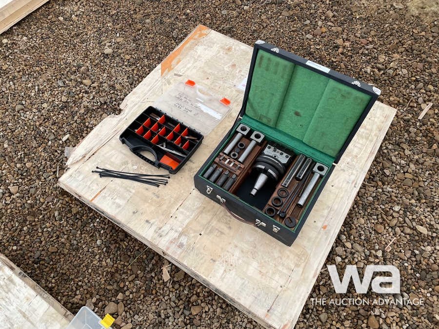 NAREX VHU56 UNIVERSAL BORING & FACING HEAD