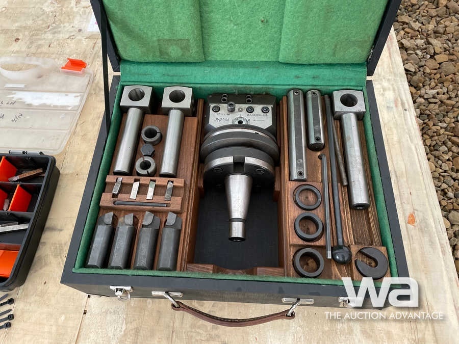 NAREX VHU56 UNIVERSAL BORING & FACING HEAD