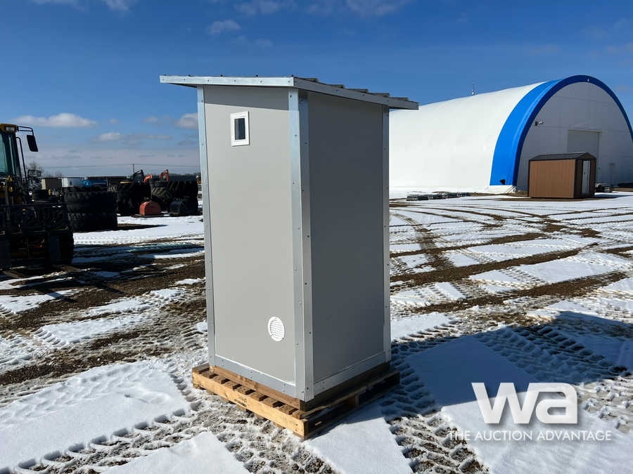 PORTABLE OUT HOUSE
