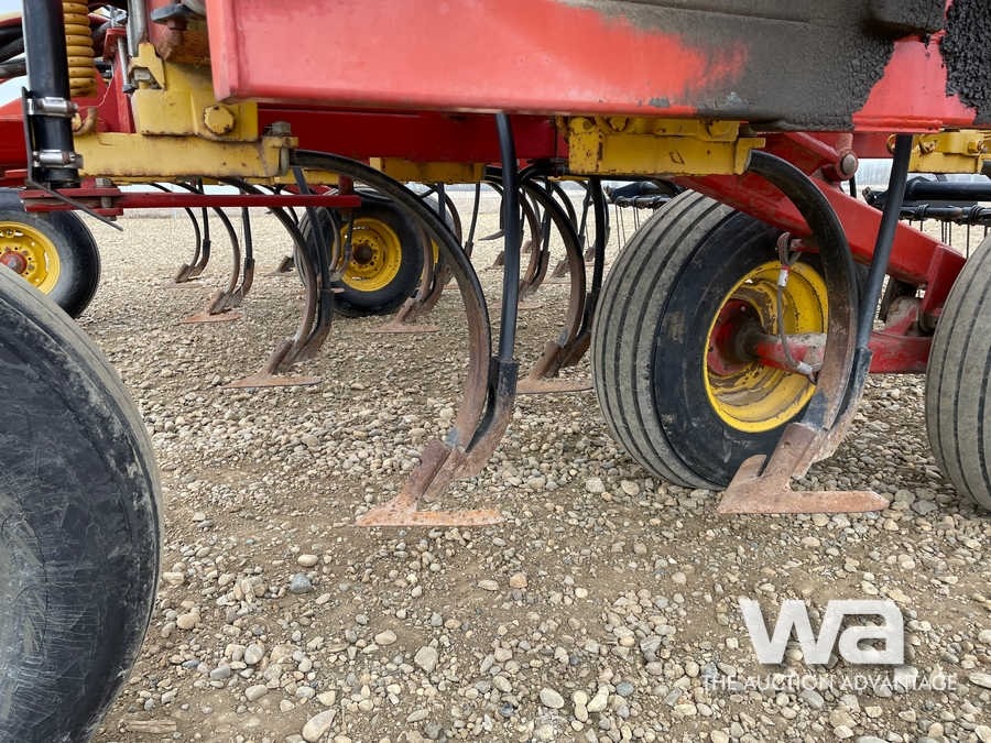 BOURGAULT 8800 37 FT. CULTIVATOR/AIR SEEDER