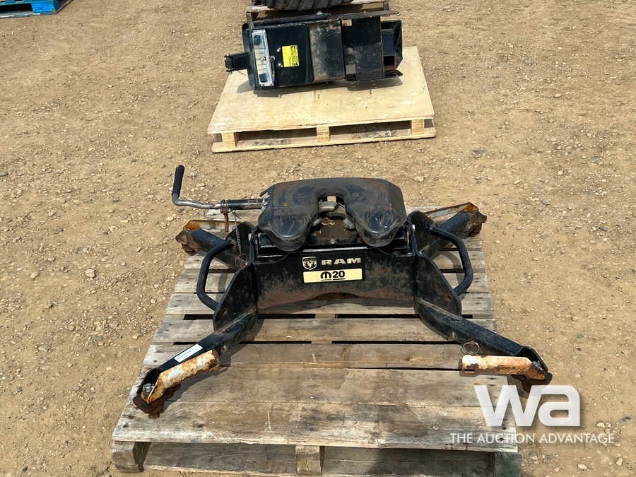 MOPAR 20 5TH WHEEL HITCH