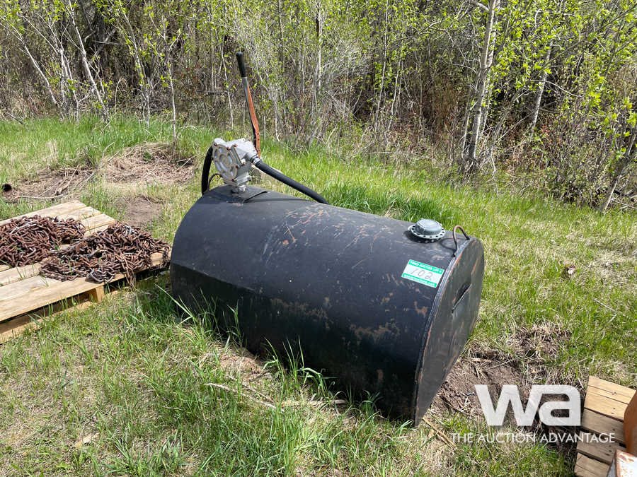 BLACK SLIP TANK & HAND PUMP