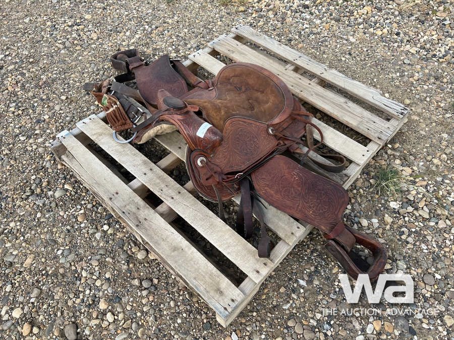 WESTERN RAWHIDE 15" SADDLE