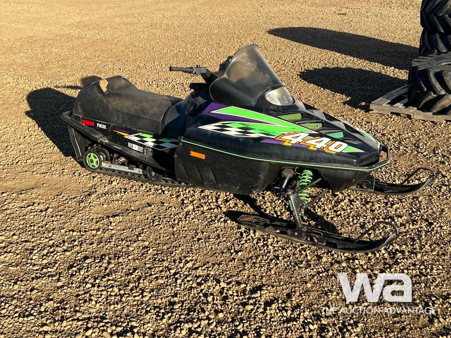 1995 ARCTIC CAT Z440 SNOWMOBILE