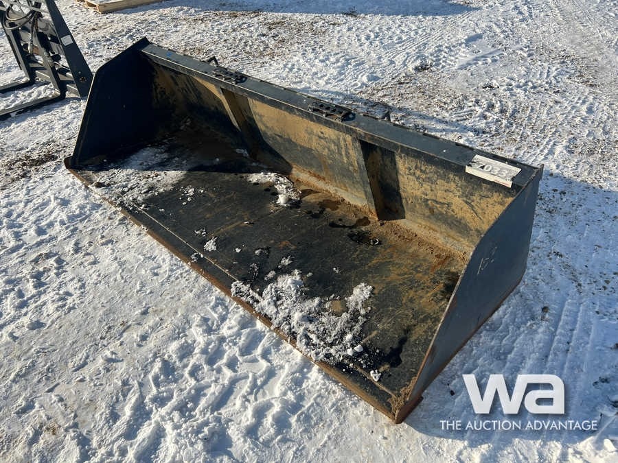 SKID STEER 102" SNOW BUCKET