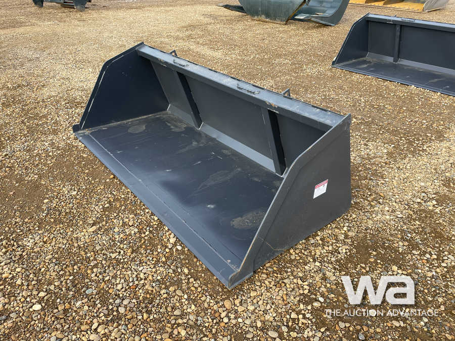 84 IN. Skid Steer Snow Bucket
