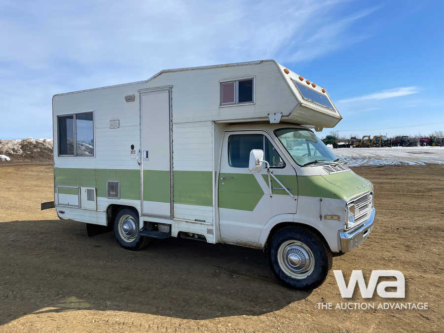 1976 Dodge Fargo 16 FT. S/A Motorhome