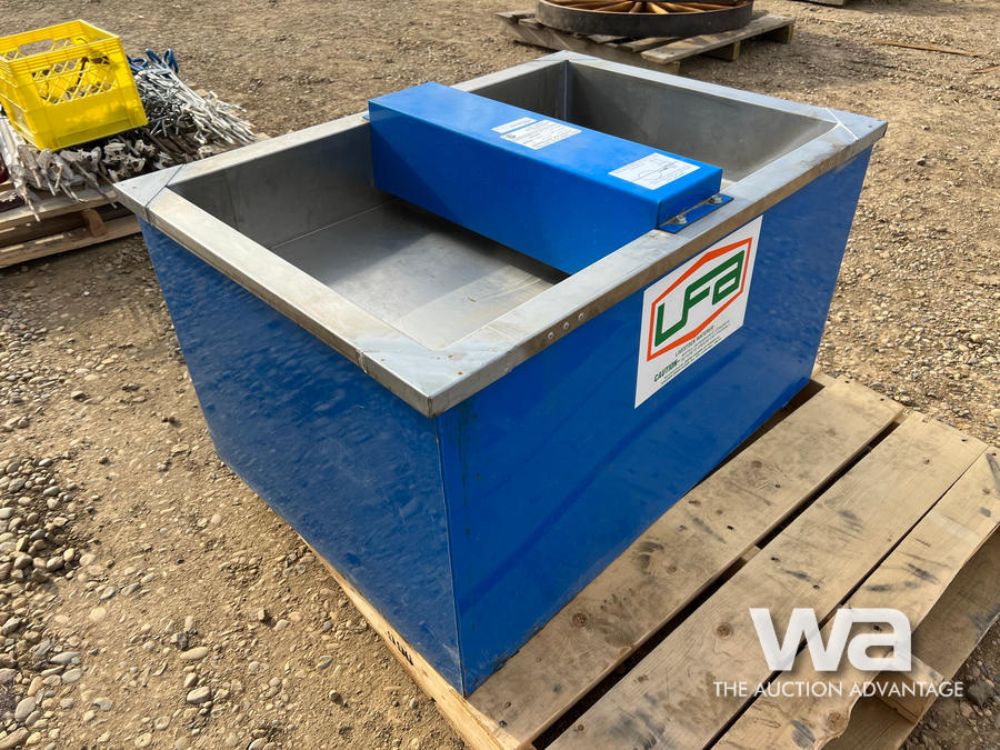 UFA AUTOMATIC LIVESTOCK WATERER