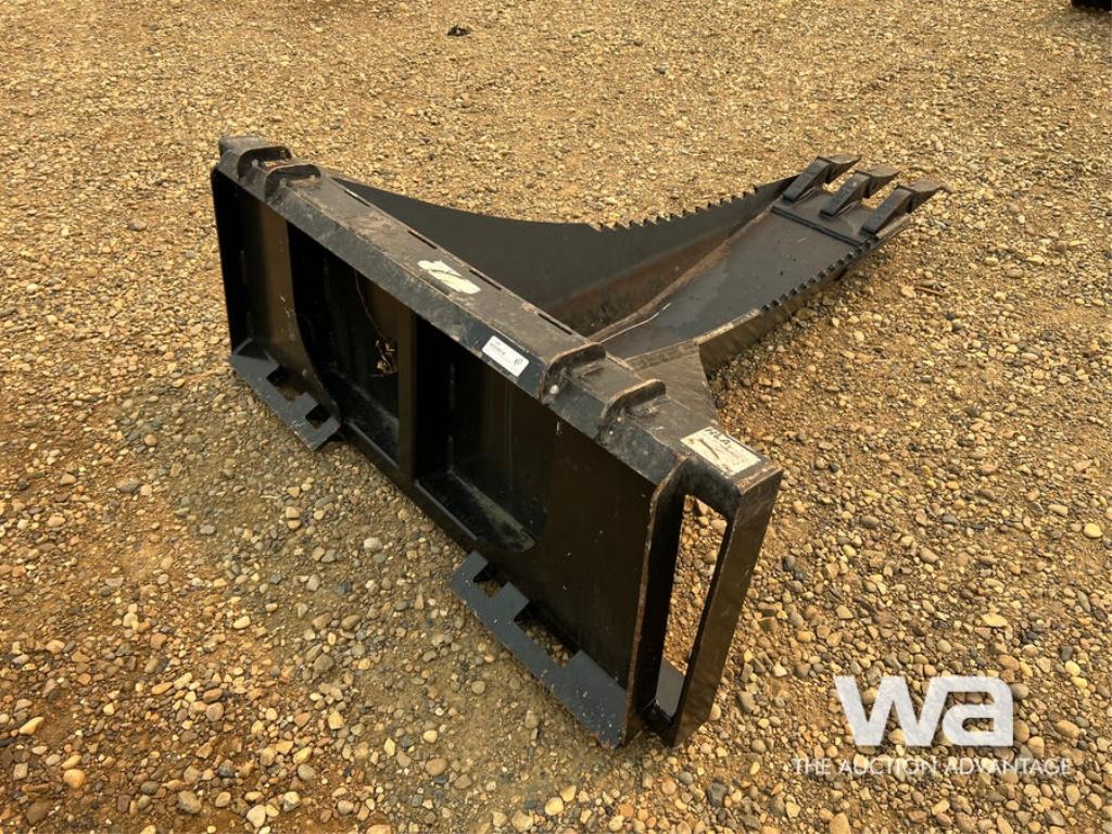 HLA SKID STEER STUMP BUCKET
