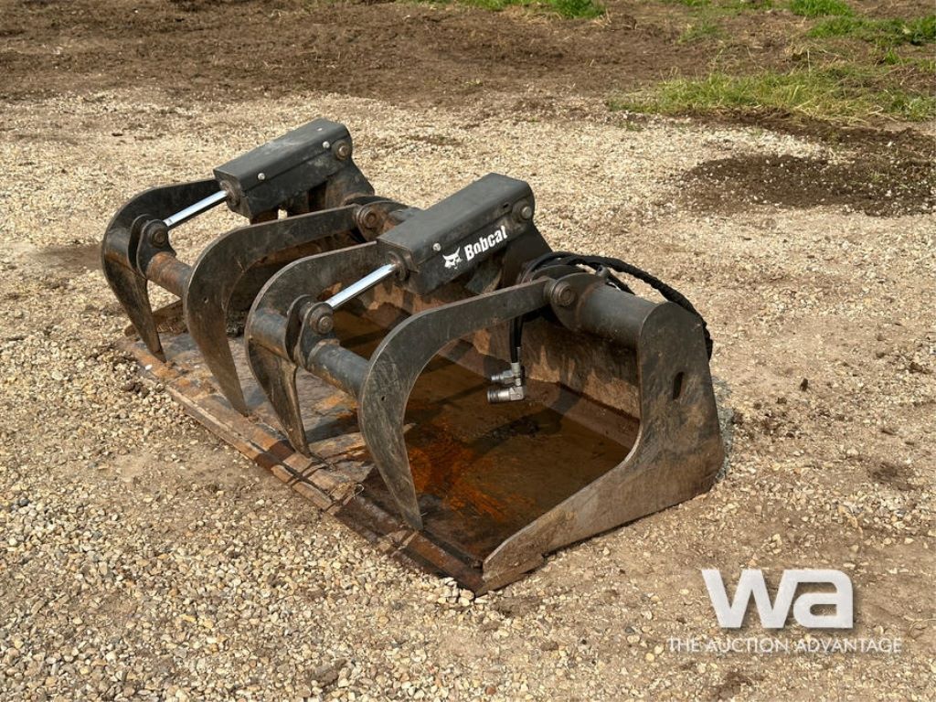BOBCAT 74 IN. GRAPPLE BUCKET